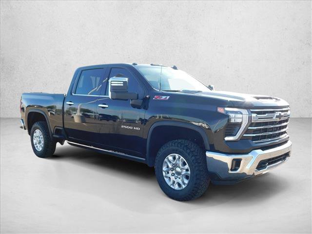 Used 2024 Chevrolet Silverado 2500 LTZ w/ LTZ Premium Package AWD/4WD image 3
