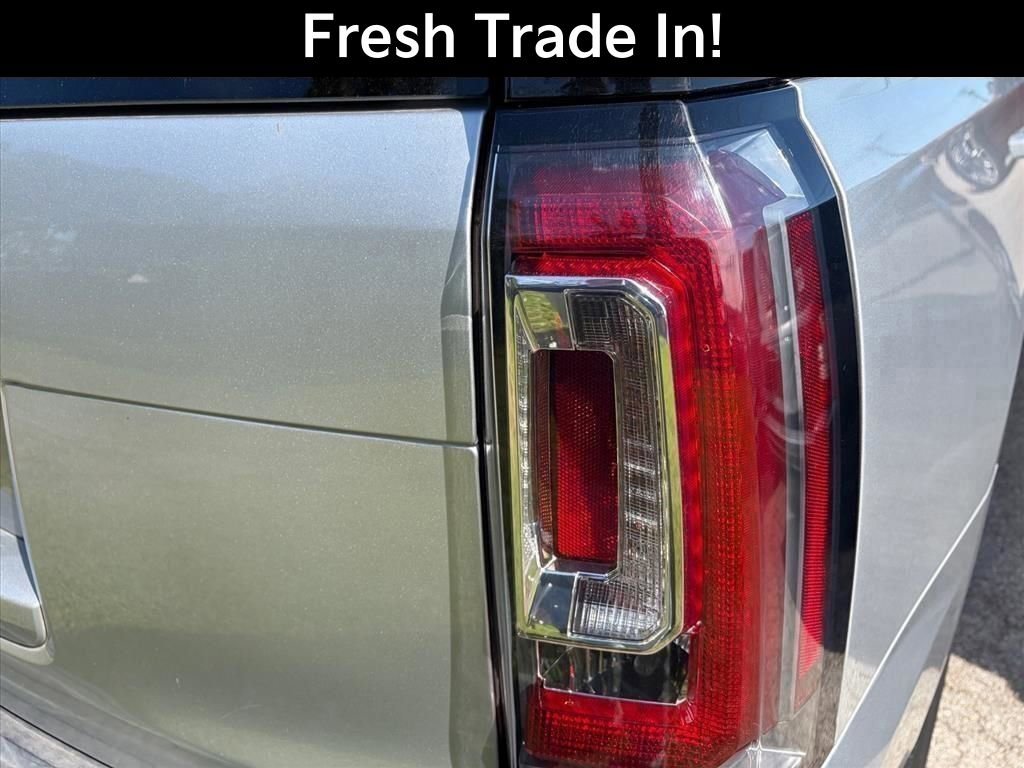 Used 2016 GMC Yukon SLT image 10