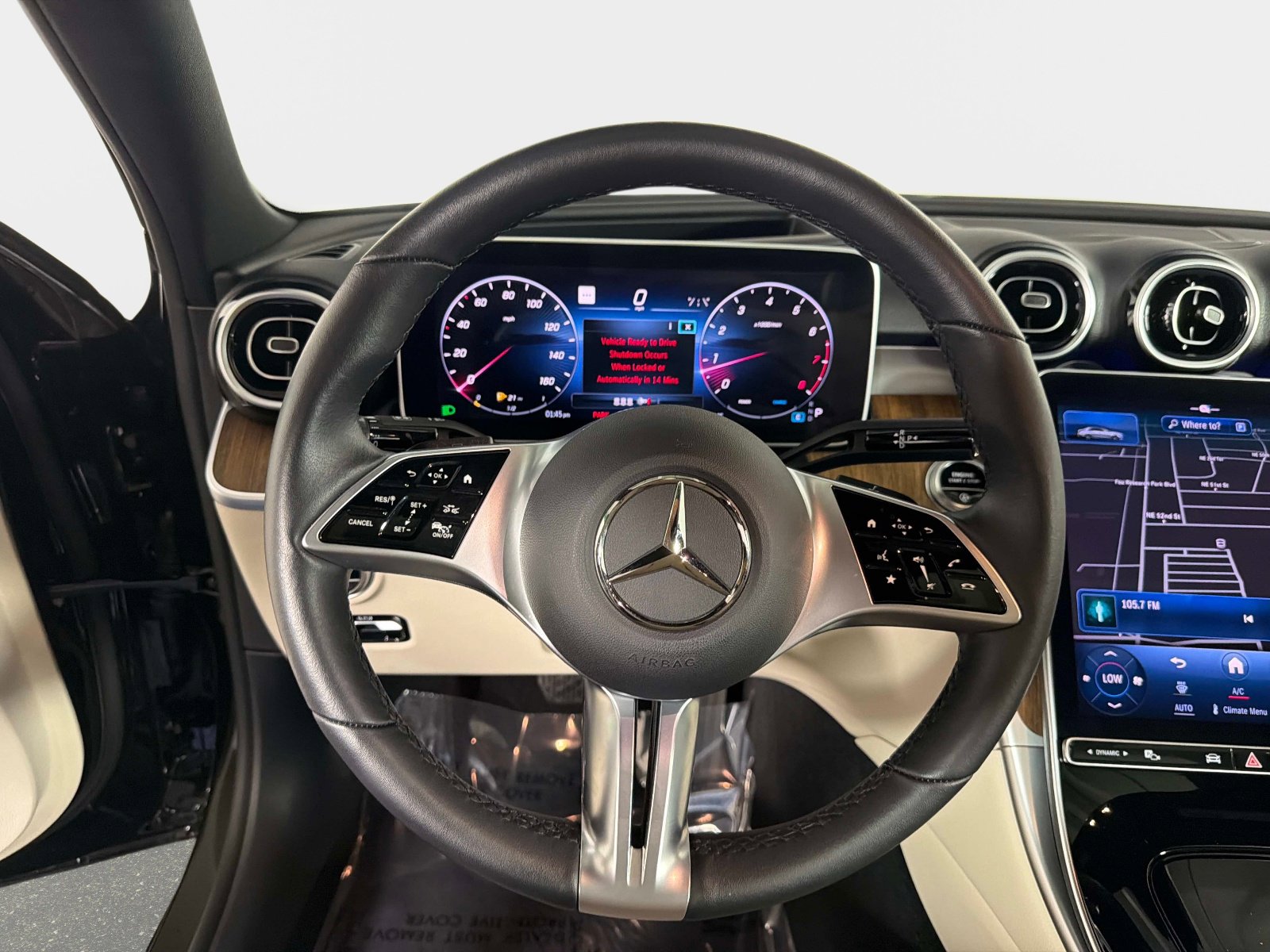 Used 2024 Mercedes-Benz C 300 Sedan w/ Pinnacle Trim Package image 40
