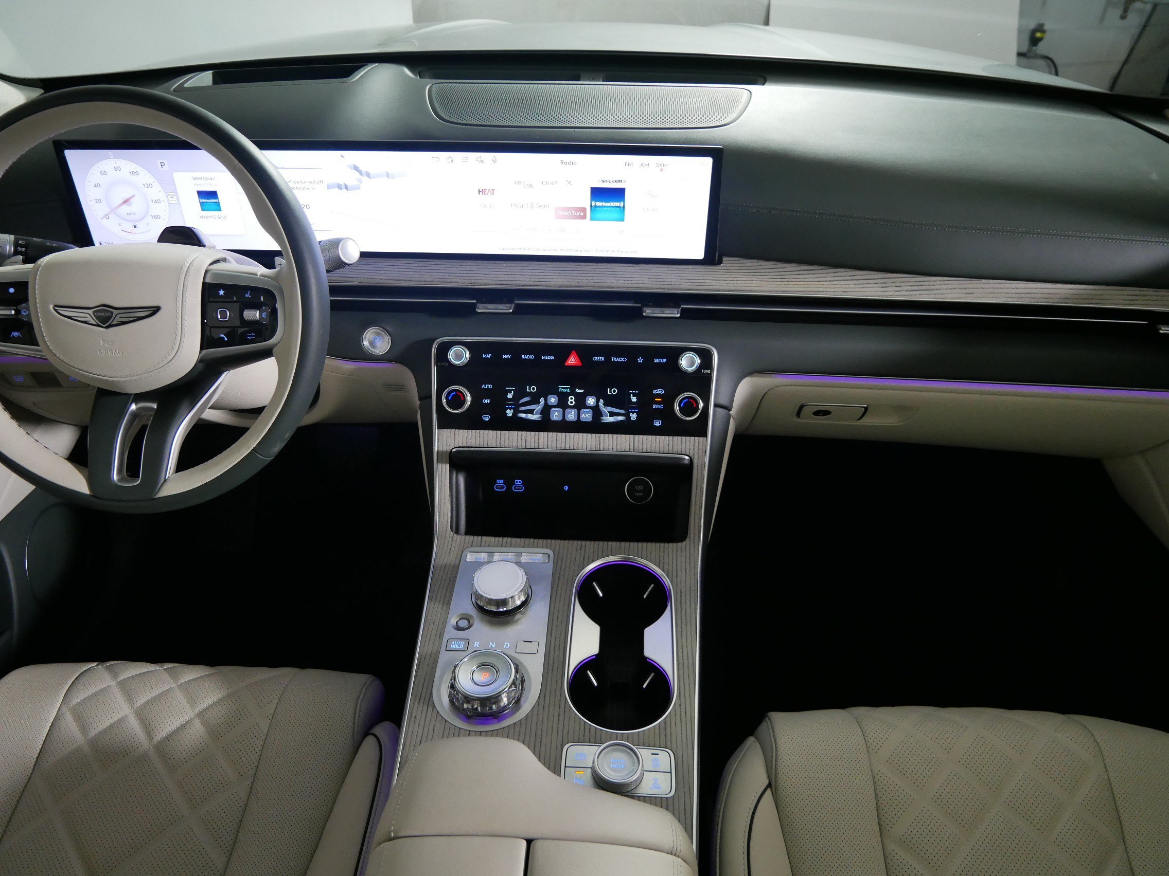 Certified 2025 Genesis GV80 3.5T Prestige AWD/4WD image 10