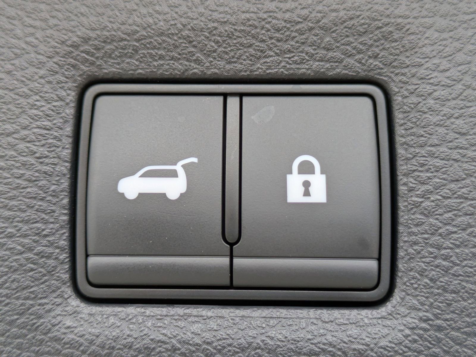 Used 2024 INFINITI QX50 Sport image 13