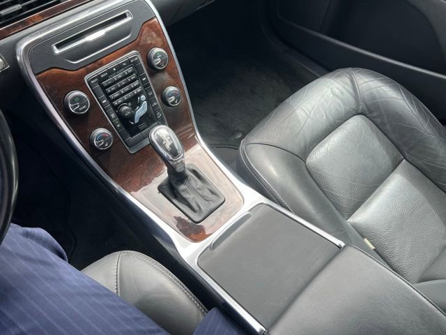Used 2013 Volvo XC70 3.2 AWD/4WD image 11