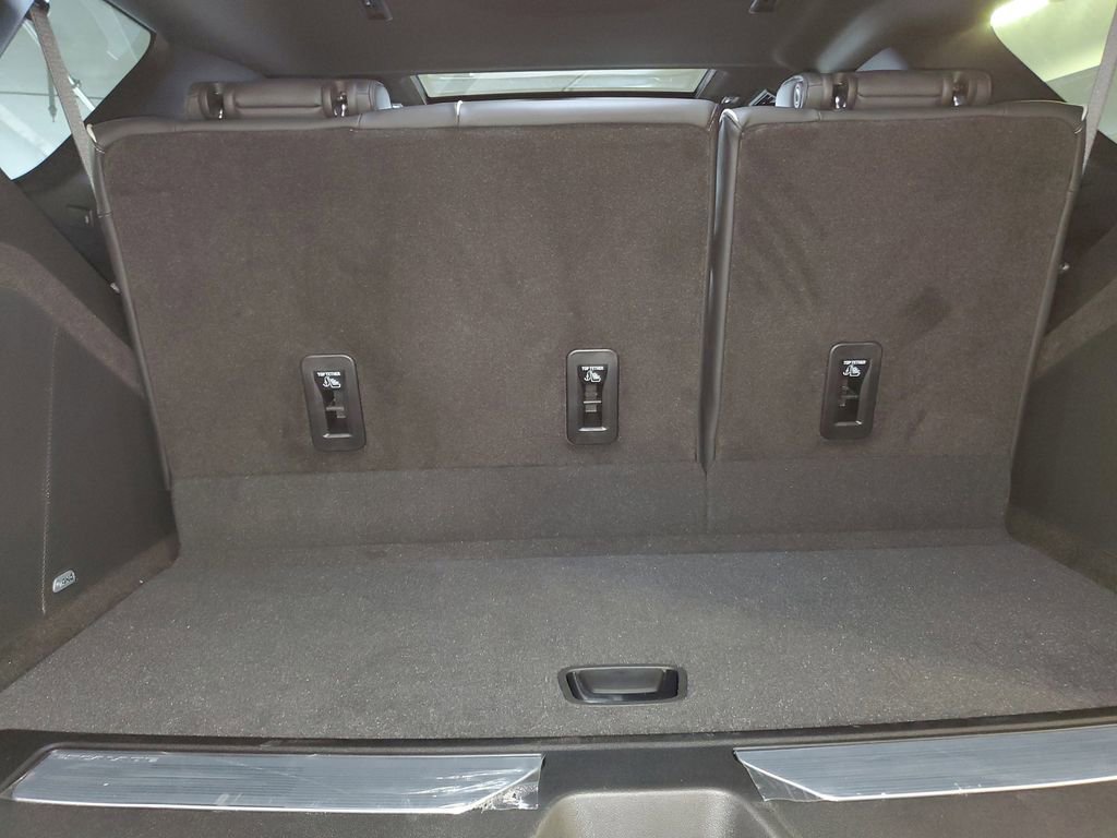 New 2026 Cadillac Escalade Sport AWD/4WD image 7