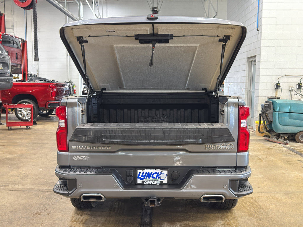 Used 2021 Chevrolet Silverado 1500 High Country w/ Technology Package image 45