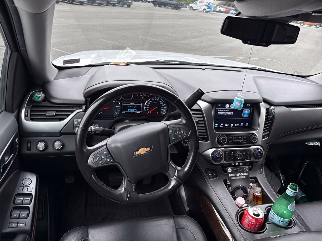 Used 2020 Chevrolet Suburban LT w/ RST Edition AWD/4WD image 3