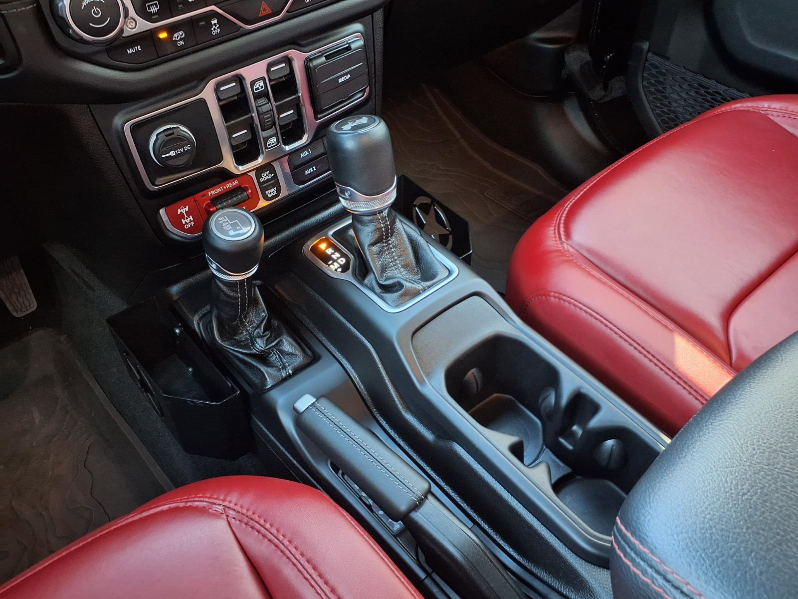 Used 2024 Jeep Wrangler Unlimited Rubicon 392 image 18