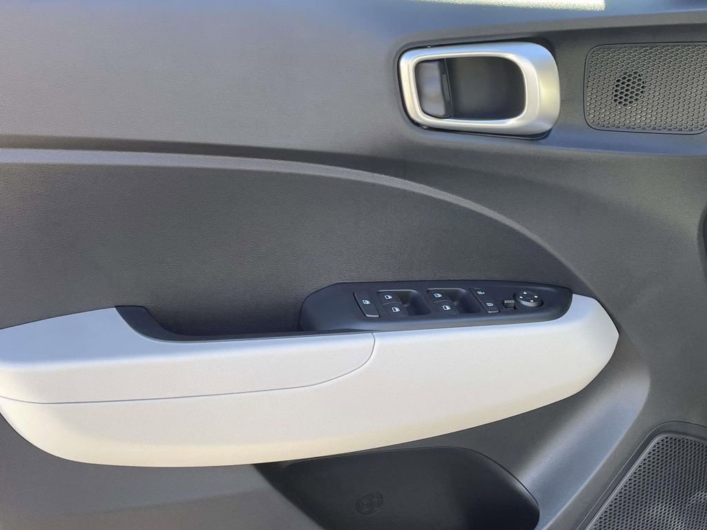 New 2026 Hyundai Venue SEL image 13