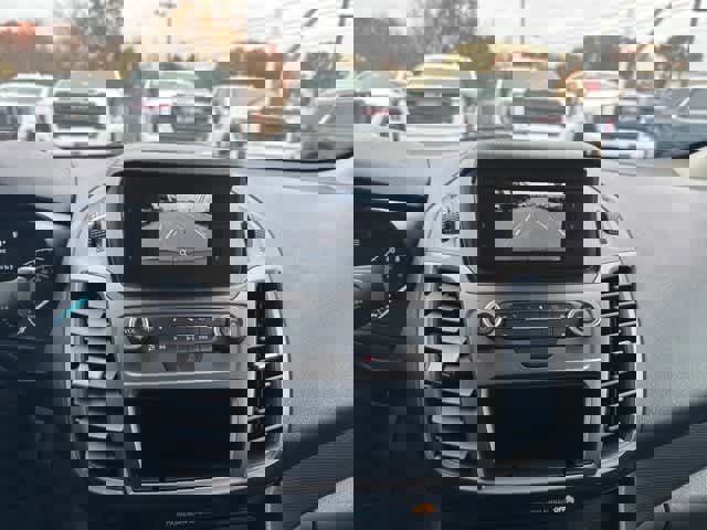 Used 2022 Ford Transit Connect XL image 21