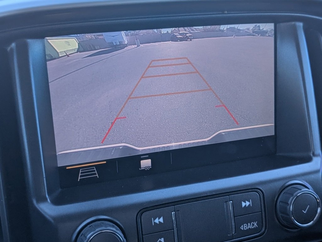 Used 2022 Chevrolet Colorado LT image 18