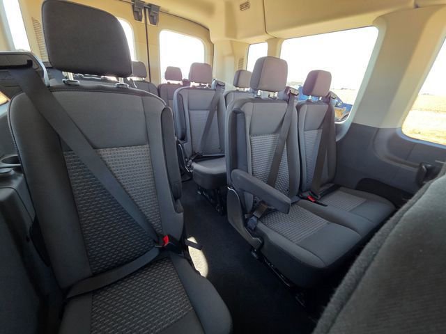 Used 2024 Ford Transit 350 XLT image 40