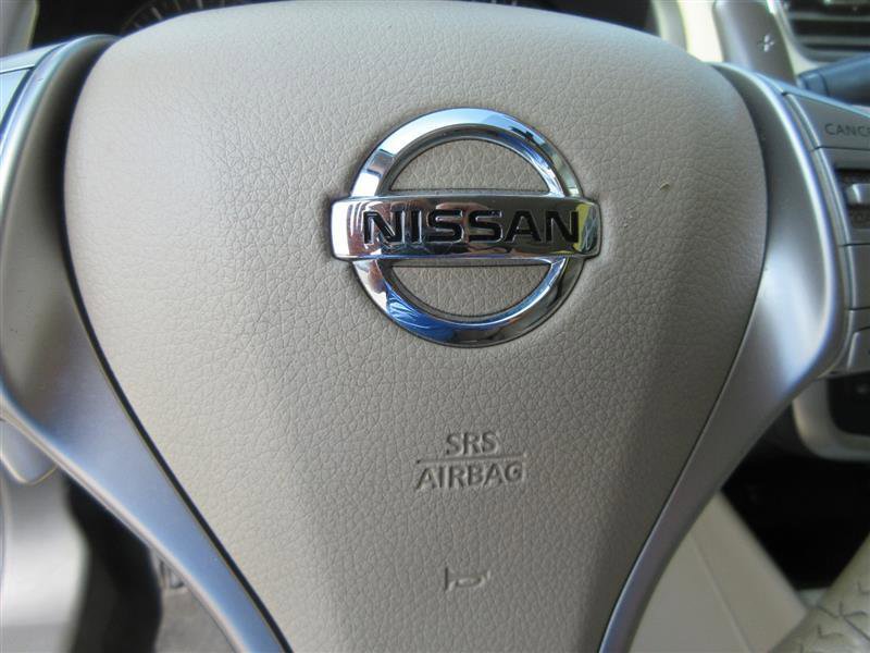 Used 2017 Nissan Altima 3.5 SL w/ 3.5SL Technology Package image 18