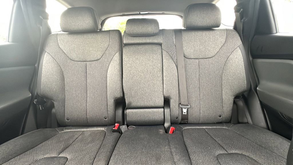 Used 2022 Hyundai Santa Fe SEL image 21