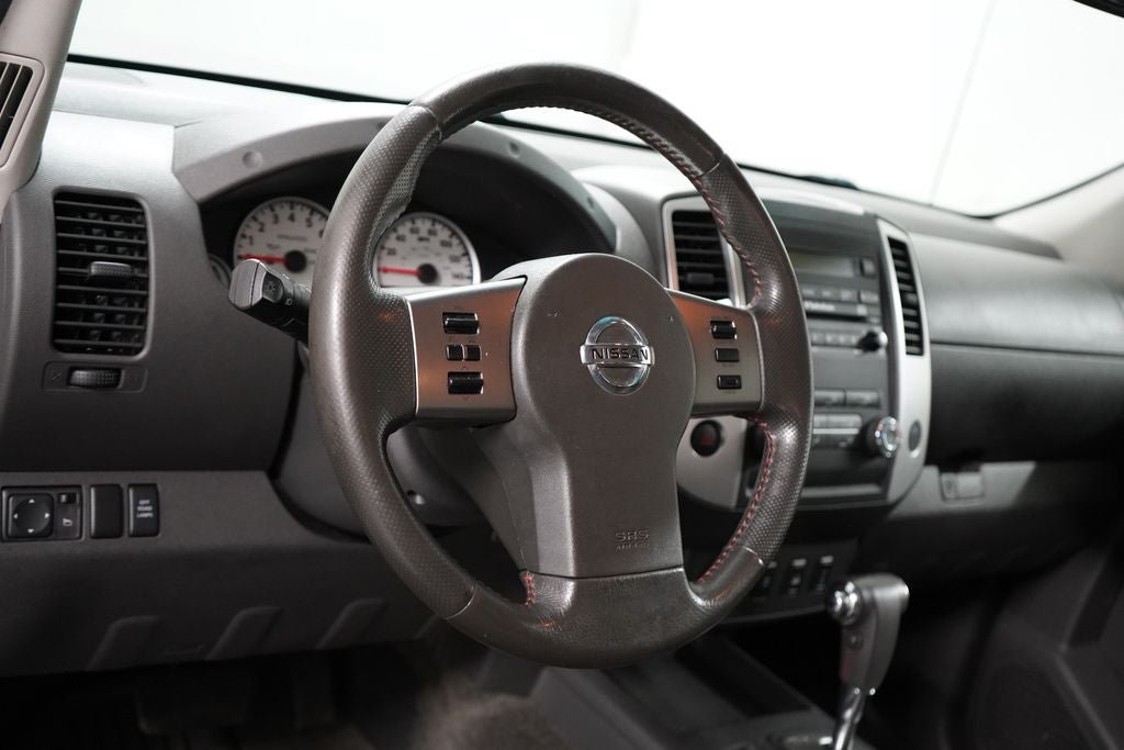 Used 2011 Nissan Xterra PRO-4X AWD/4WD image 12