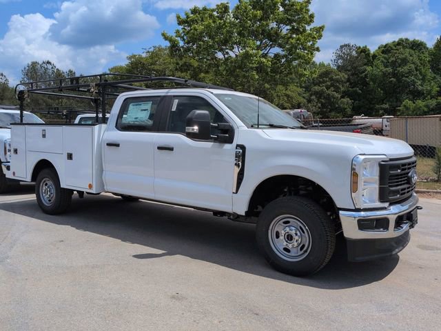 New 2026 Ford F250 XL w/ XL Chrome Package AWD/4WD image 2