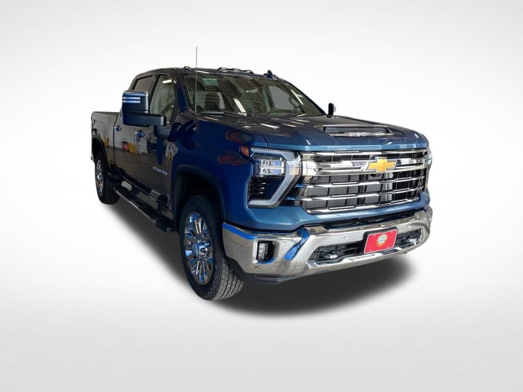 New 2026 Chevrolet Silverado 2500 LTZ w/ LTZ Premium Package AWD/4WD image 17
