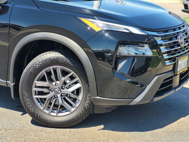 Certified 2026 Nissan Rogue S AWD/4WD image 9