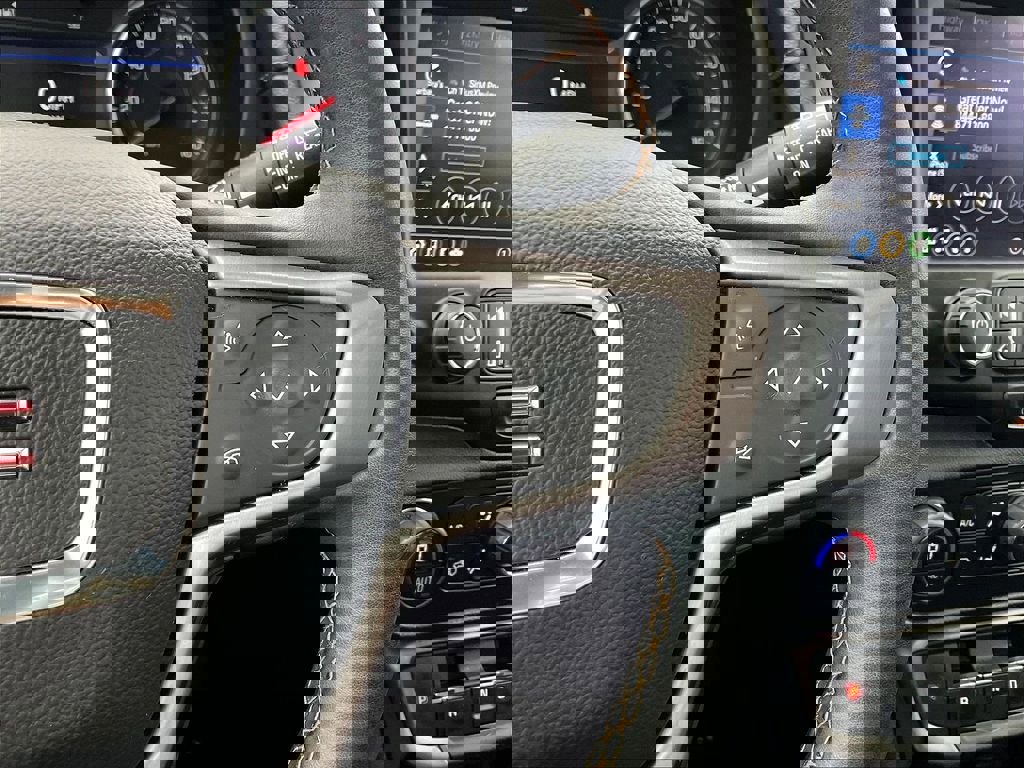 Used 2024 GMC Terrain AT4 image 23