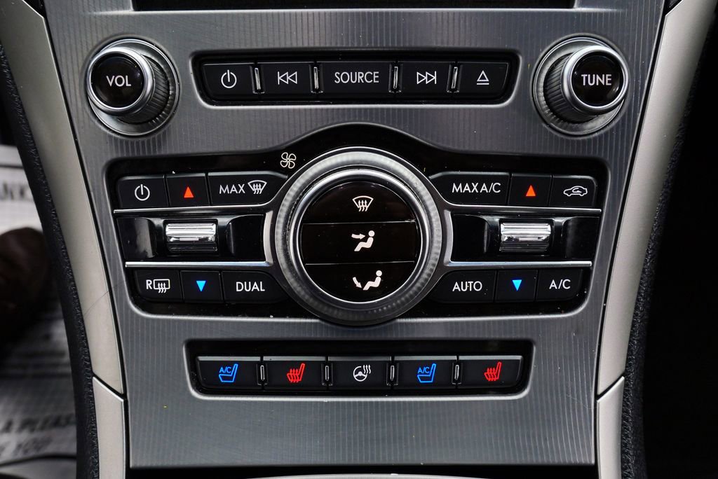 Used 2020 Lincoln MKZ Reserve FWD image 28