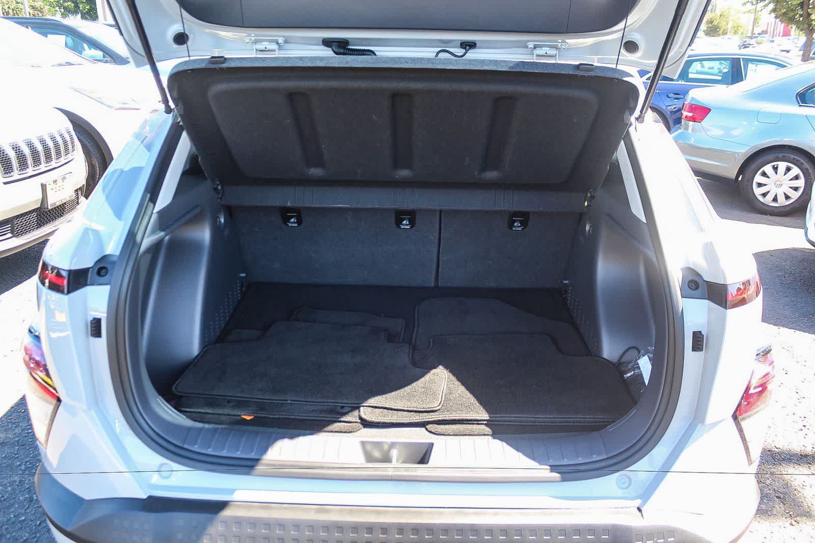 Certified 2024 Hyundai Kona SE FWD image 34