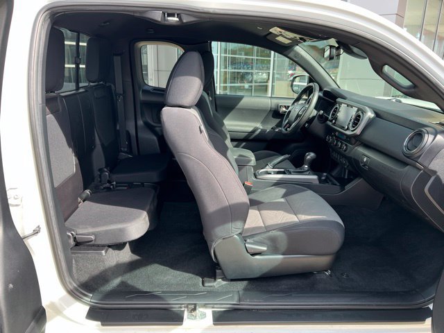 Used 2022 Toyota Tacoma TRD Off-Road w/ TRD Premium Off Road Package AWD/4WD image 34