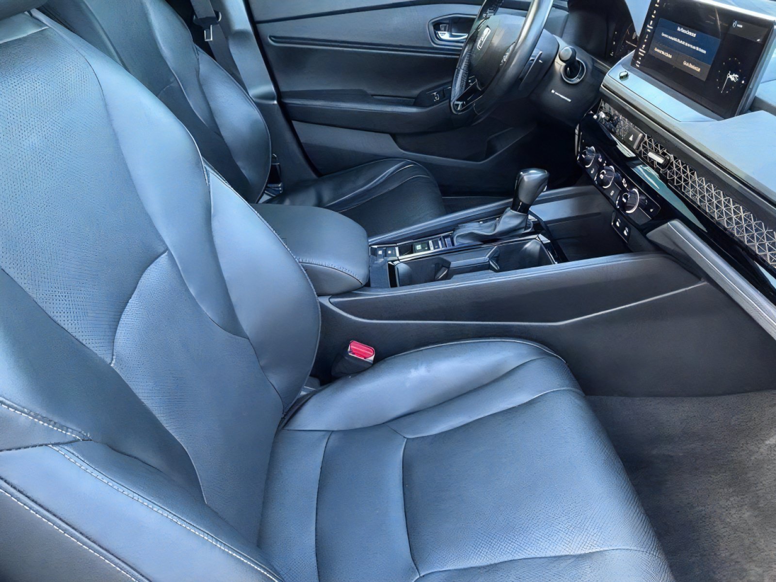 Used 2023 Honda Accord Sport image 31