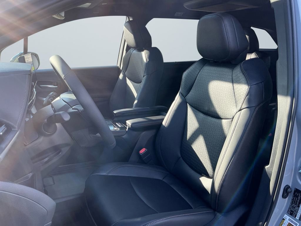 New 2026 Toyota Sienna XLE Woodland Edition image 10