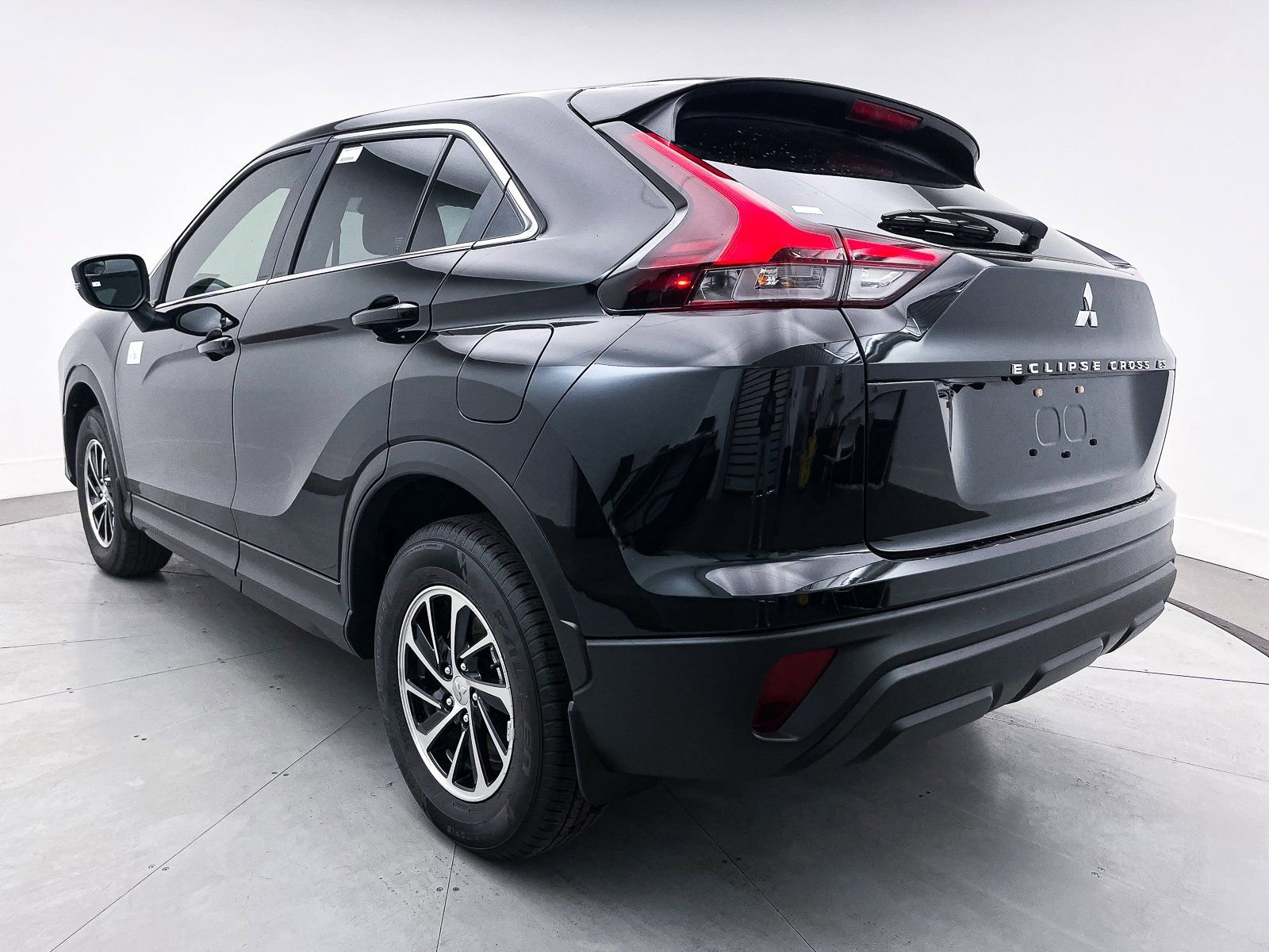 New 2025 Mitsubishi Eclipse Cross ES AWD/4WD image 5