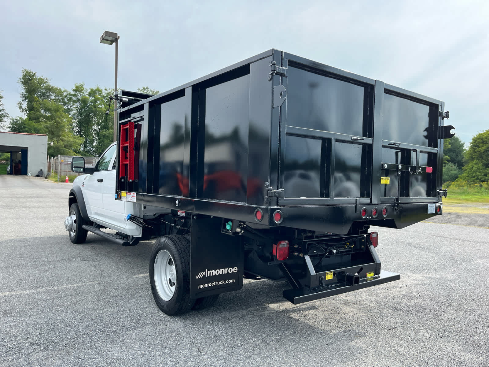 New 2026 RAM 4500 Tradesman w/ Chrome Appearance Group AWD/4WD image 5