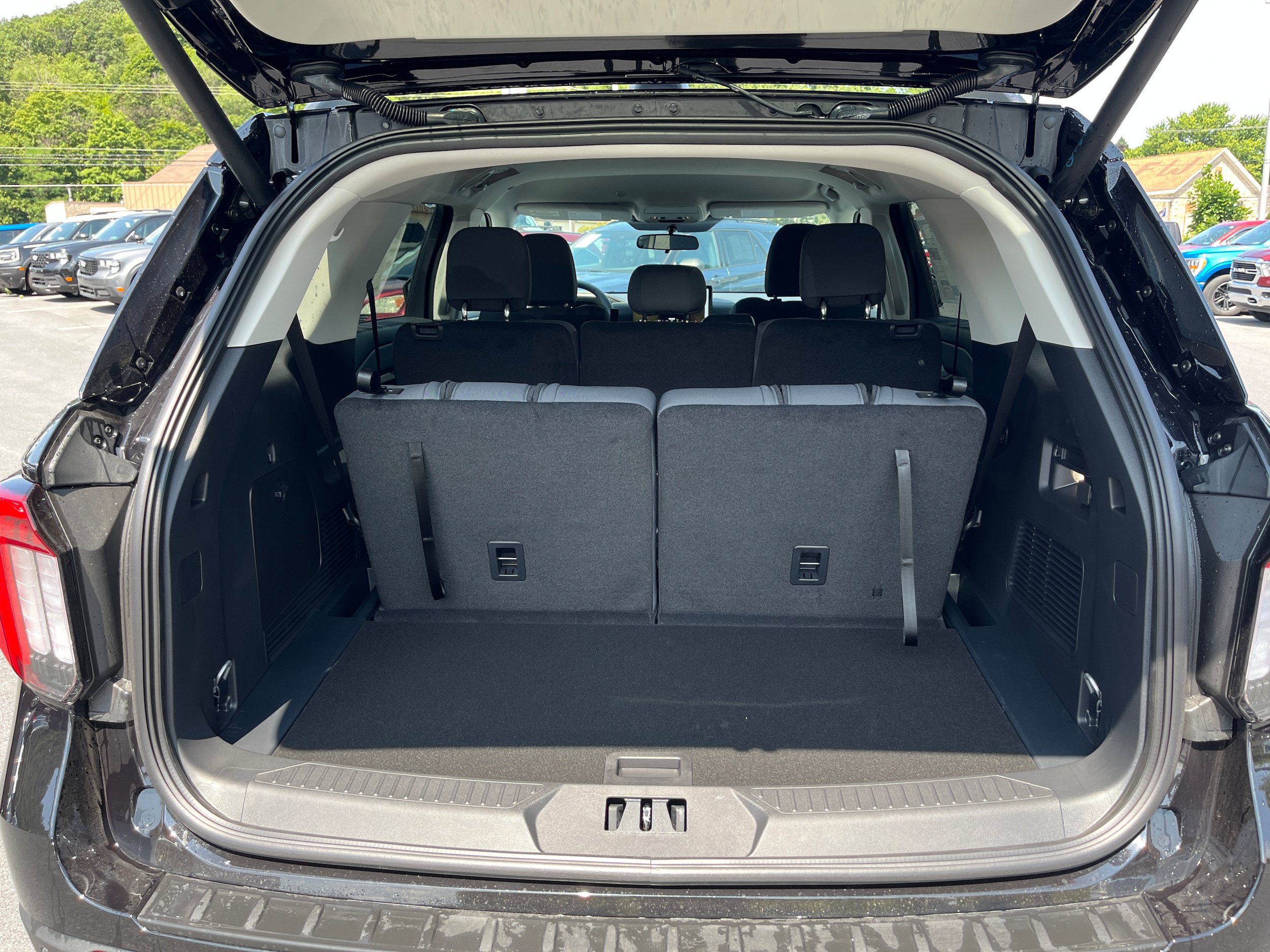 New 2026 Ford Explorer Active AWD/4WD image 14