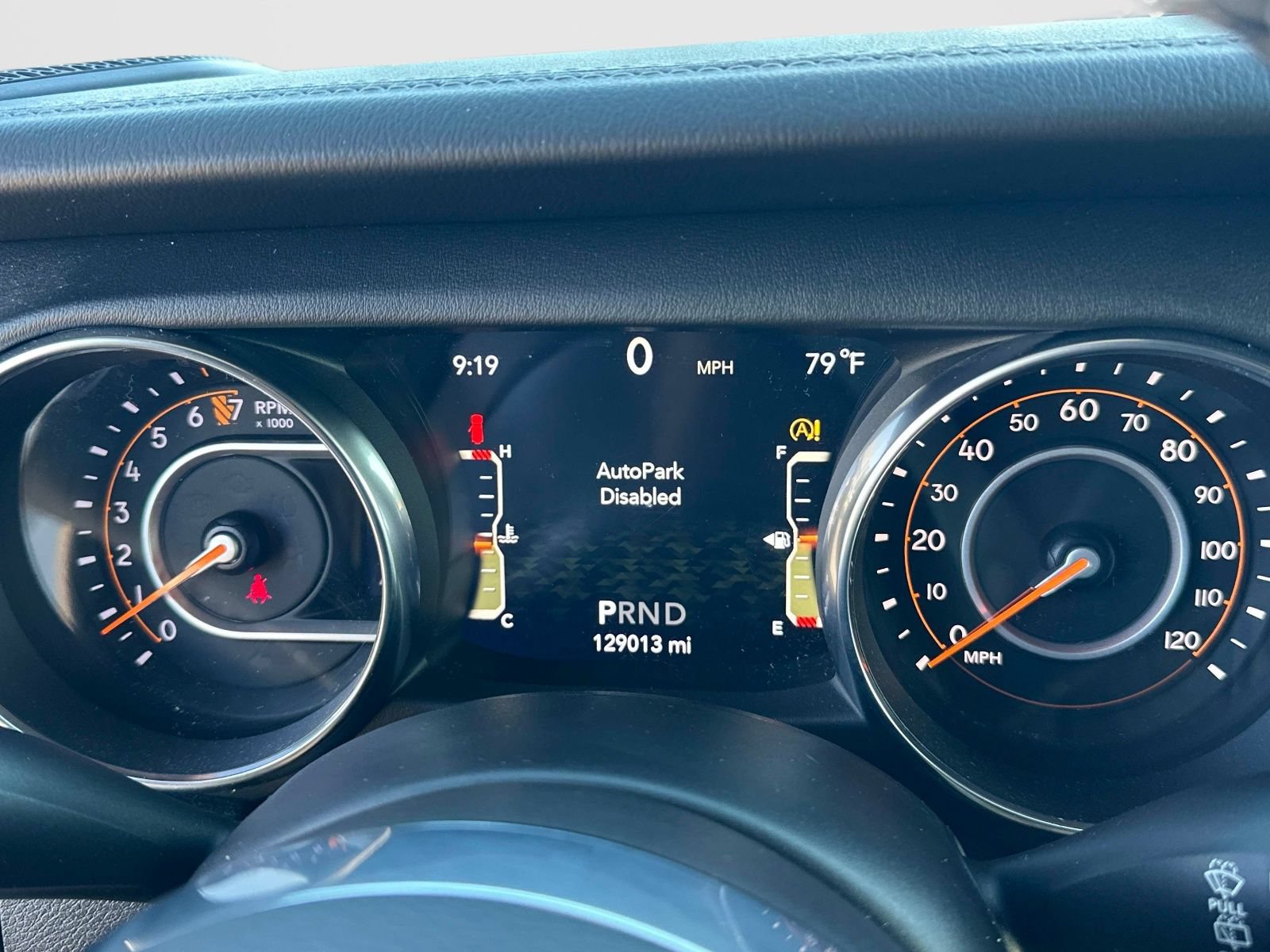 Used 2019 Jeep Wrangler Unlimited Sahara AWD/4WD image 25