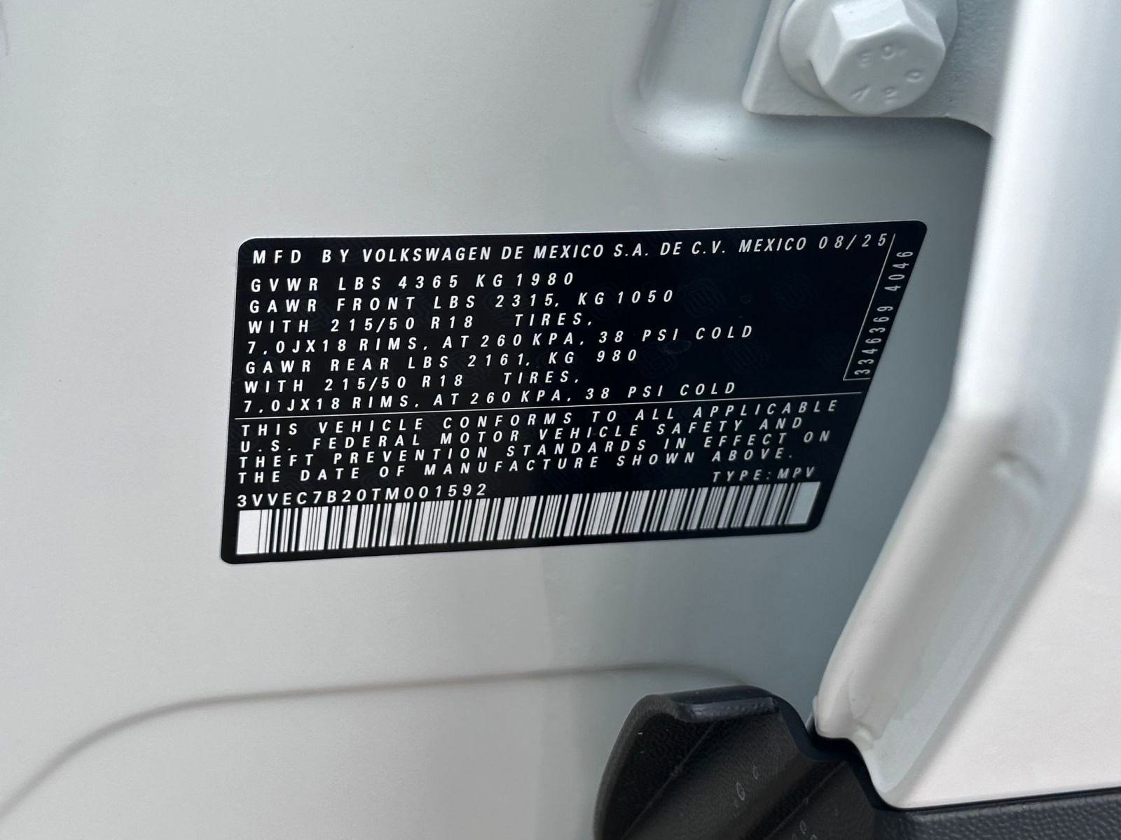 New 2026 Volkswagen Taos SE image 19