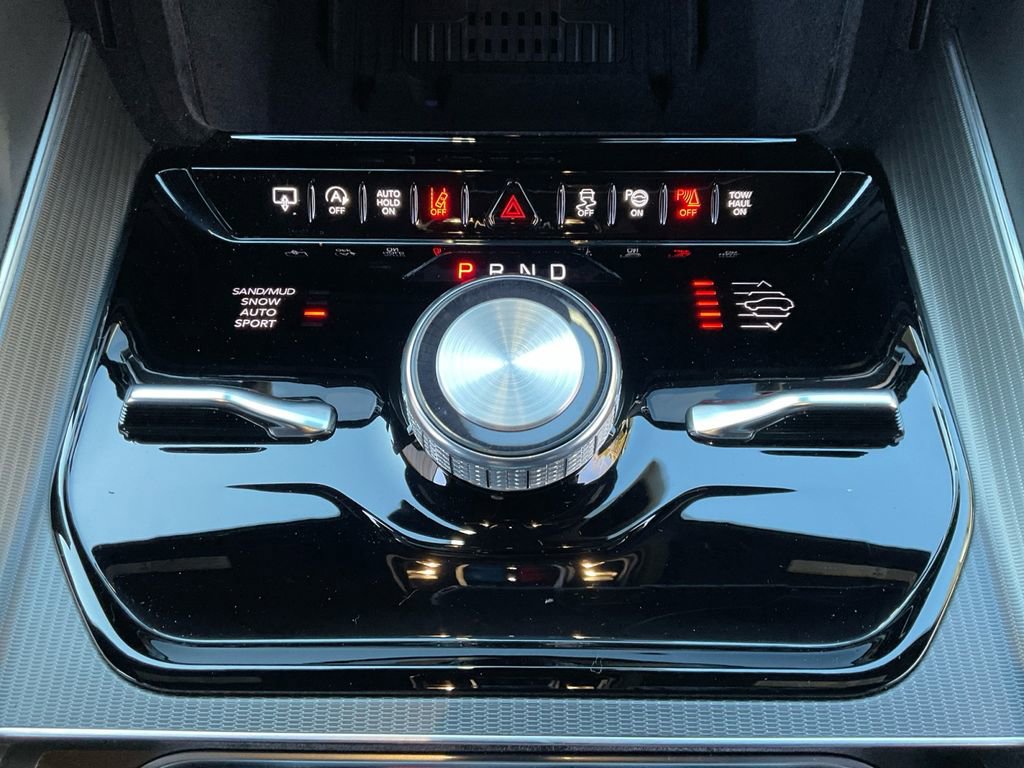 New 2026 Jeep Grand Wagoneer Summit image 38