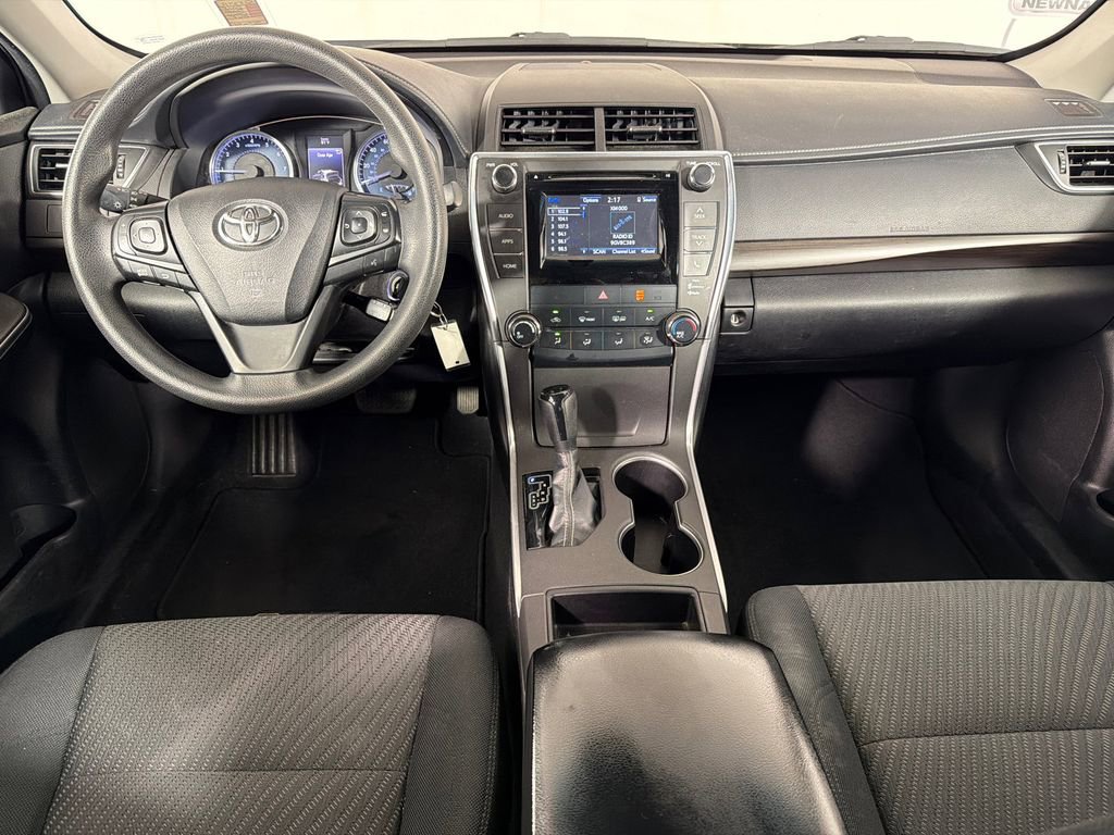 Used 2015 Toyota Camry LE FWD image 22