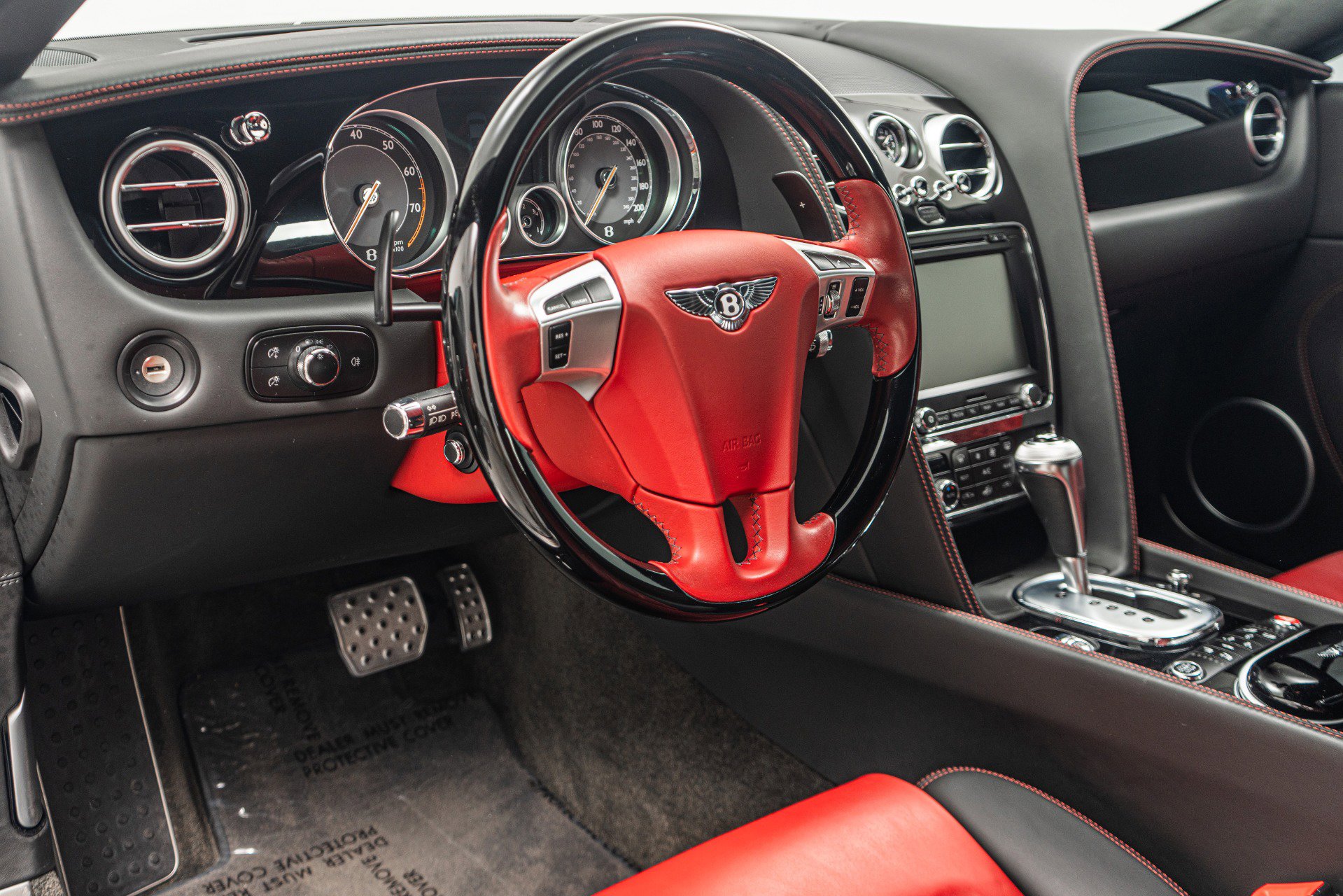 Used 2015 Bentley Continental GT V8 S image 13