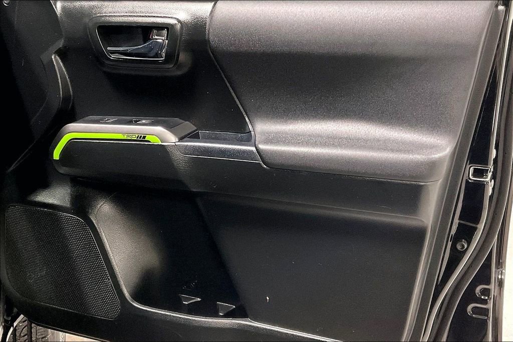 Used 2019 Toyota Tacoma TRD Off-Road image 22