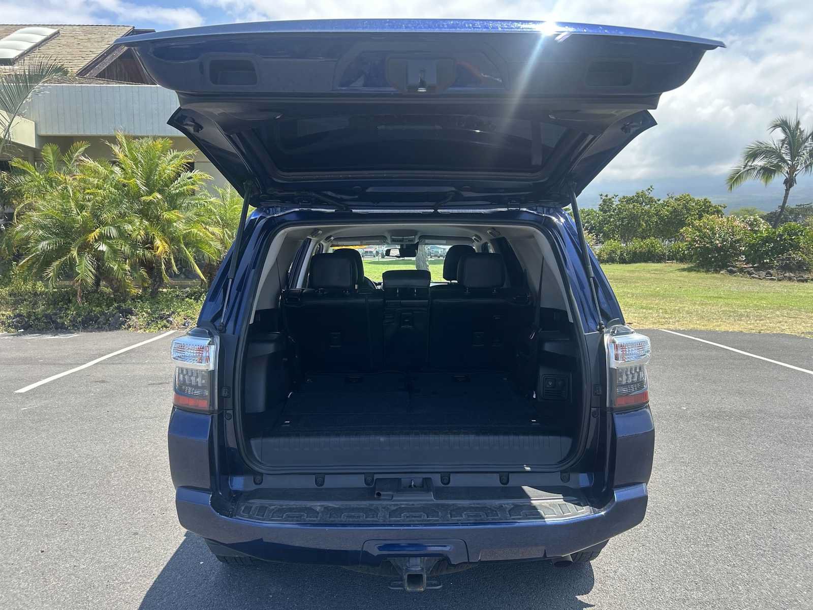 Used 2023 Toyota 4Runner SR5 AWD/4WD image 19