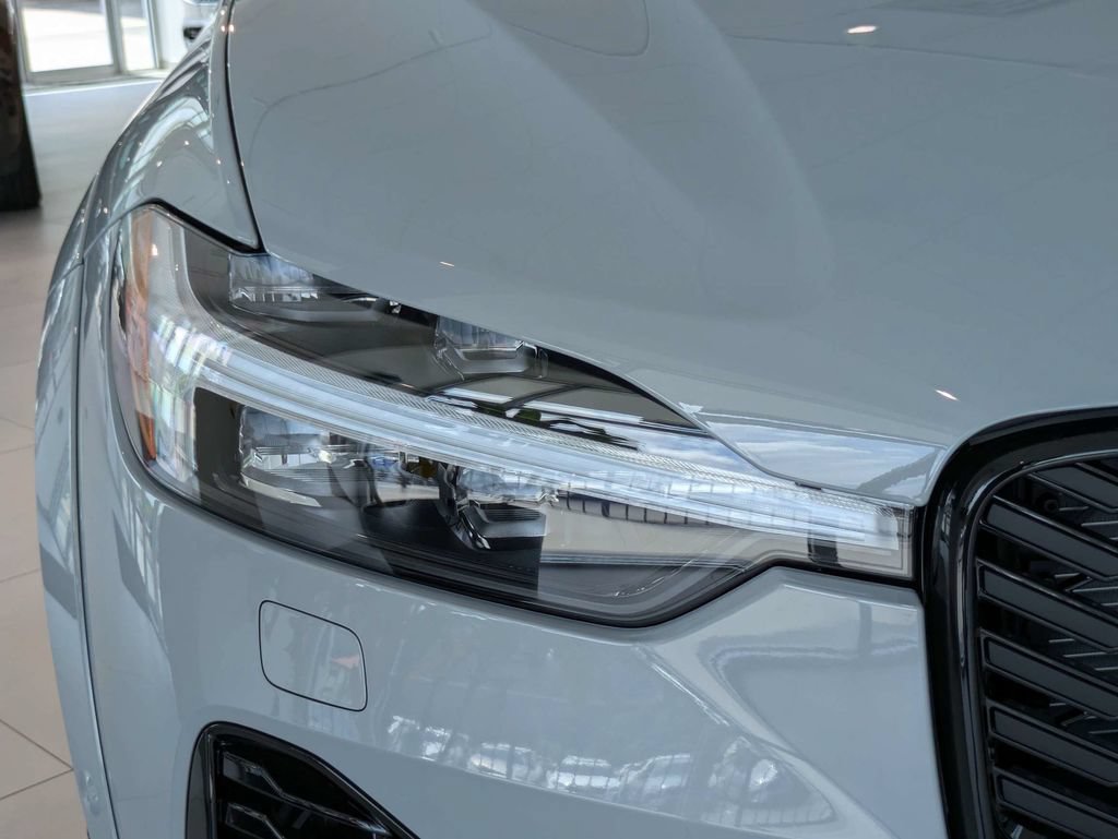 New 2026 Volvo XC60 T8 Polestar AWD/4WD image 9