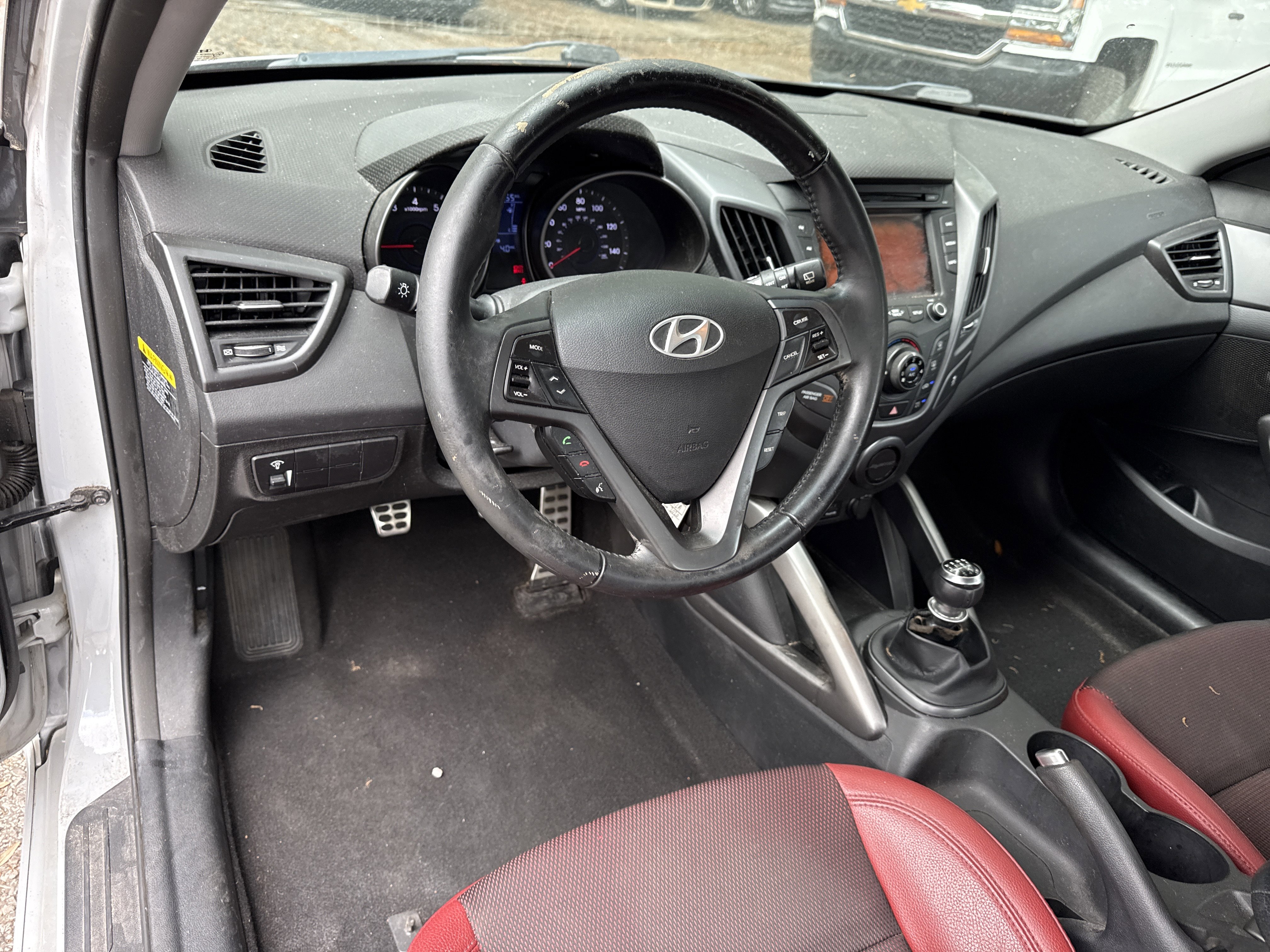 Used 2014 Hyundai Veloster Turbo R-Spec FWD image 11