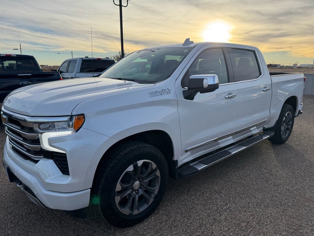 Used 2023 Chevrolet Silverado 1500 High Country w/ Z71 Off-Road Package image 13