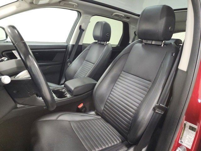 Used 2020 Land Rover Discovery Sport SE image 22