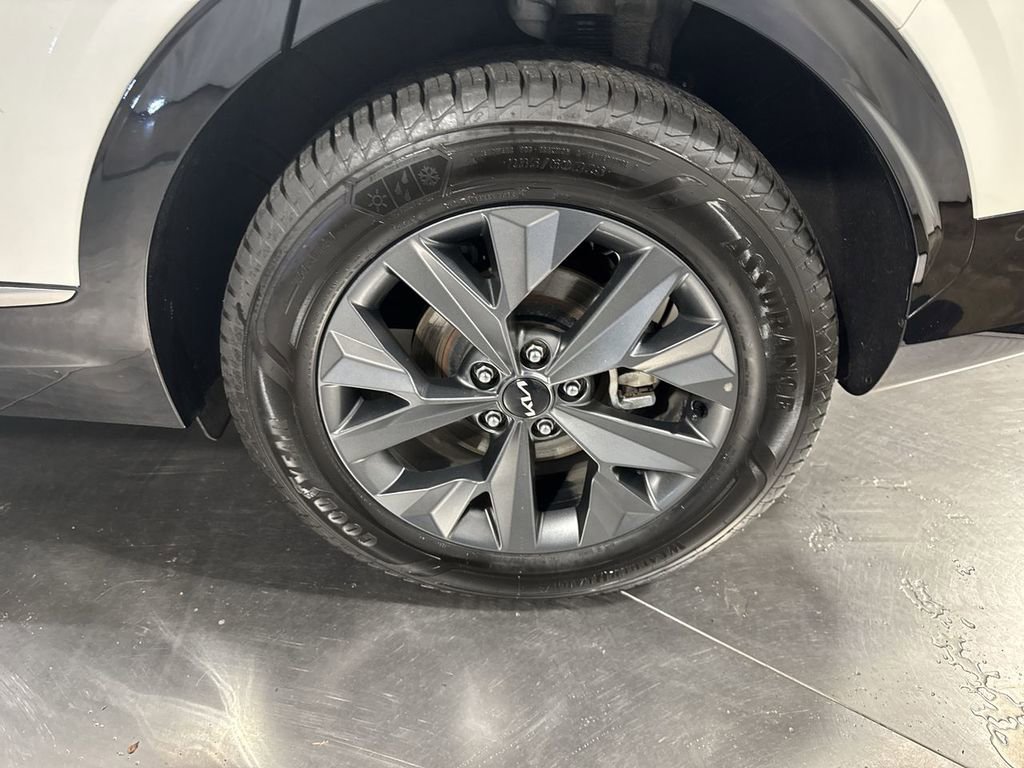 Used 2023 Kia Sportage SX Prestige image 12