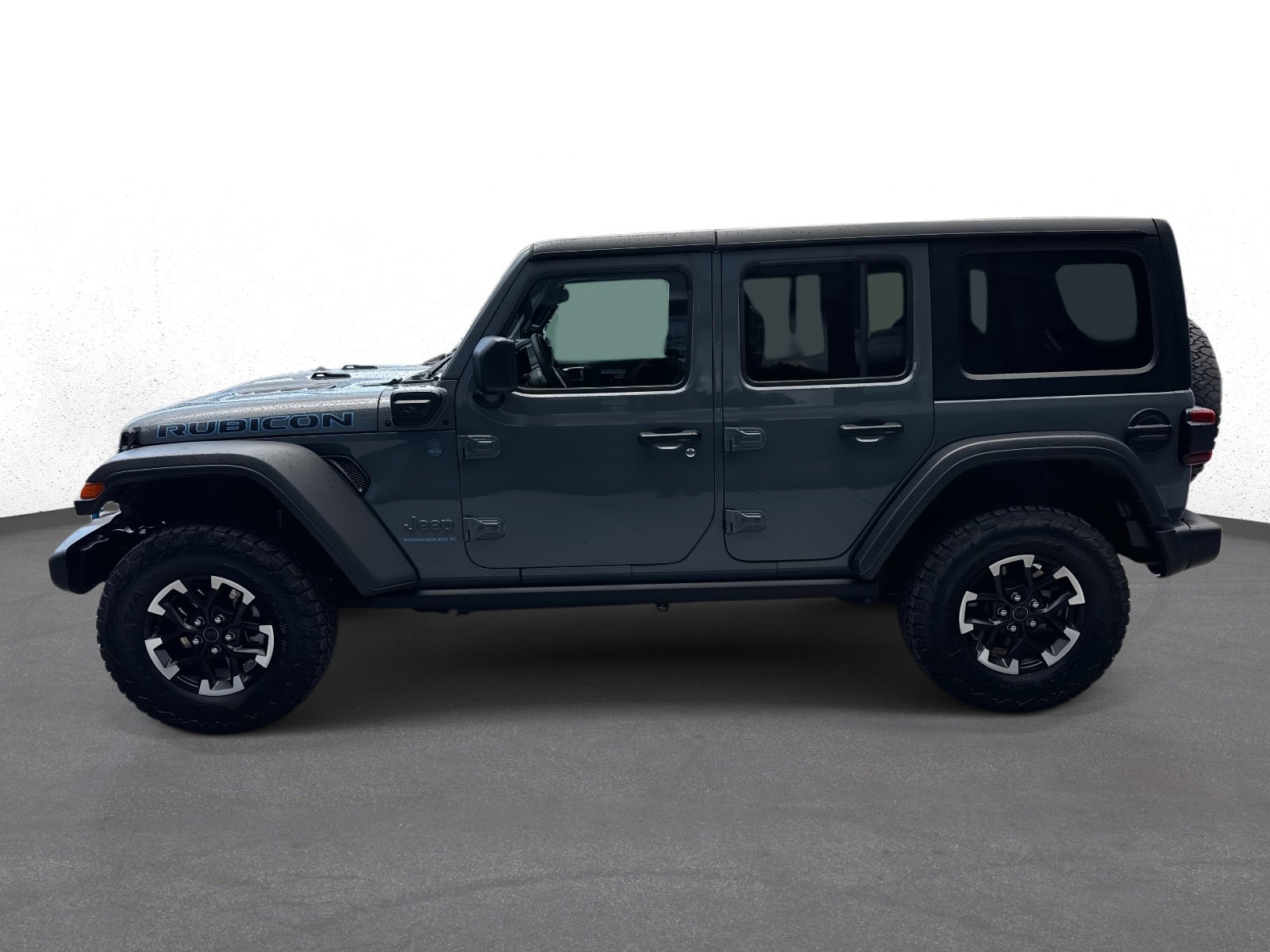 Used 2025 Jeep Wrangler Unlimited Rubicon 4xe image 6