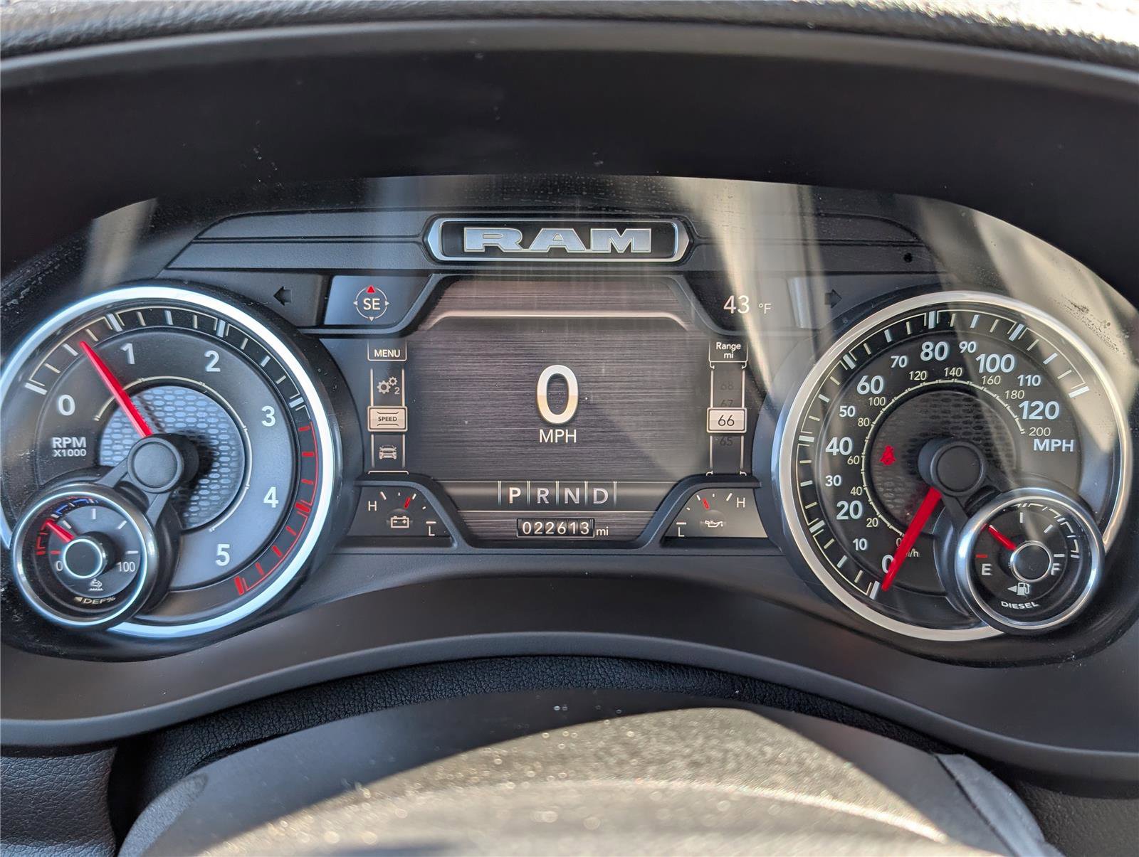 Used 2022 RAM 2500 Laramie w/ Snow Chief Group image 25