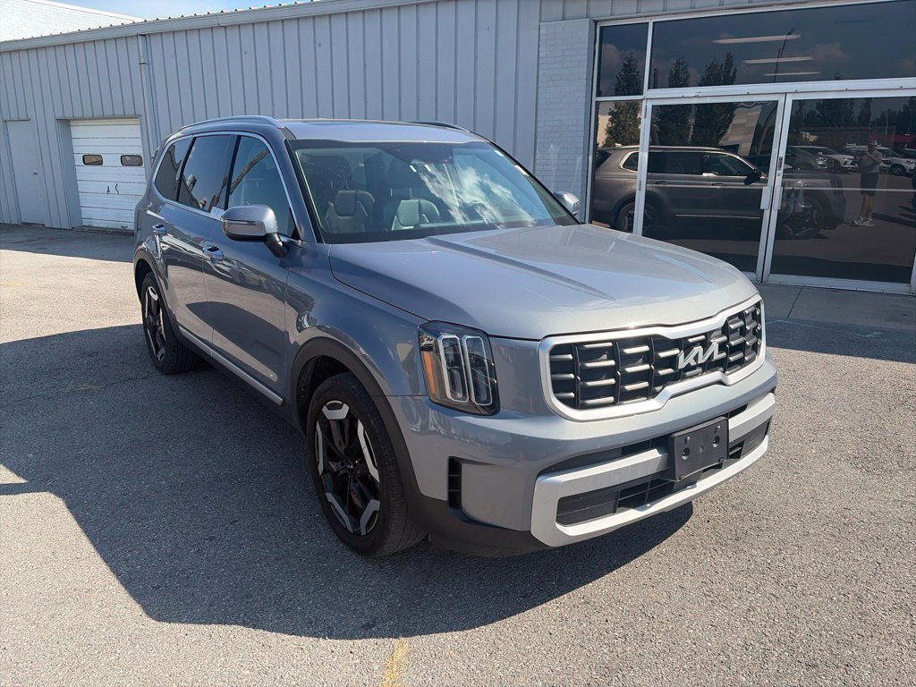 Used 2025 Kia Telluride S AWD/4WD image 8
