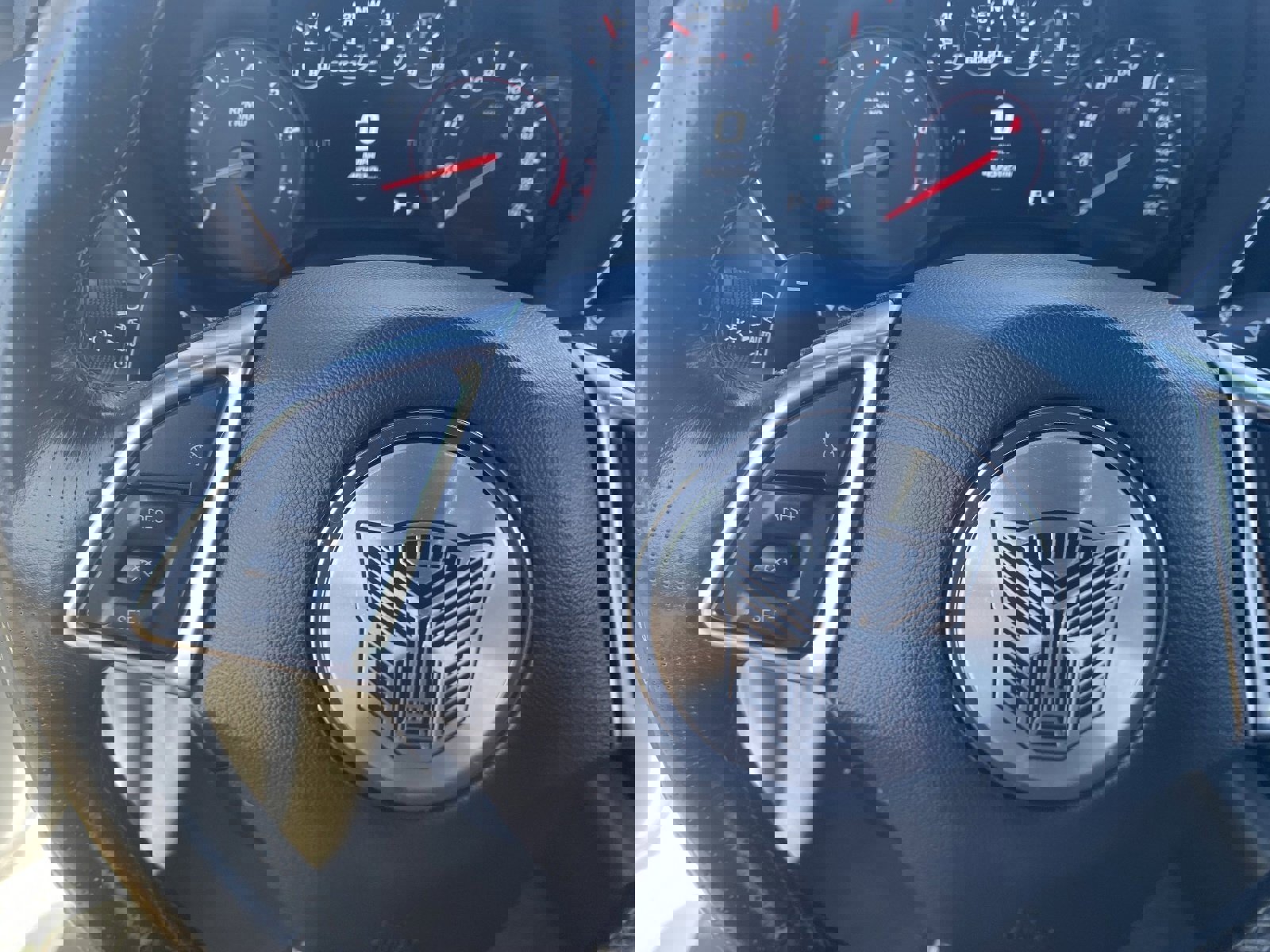 Used 2018 Chevrolet Camaro SS image 25