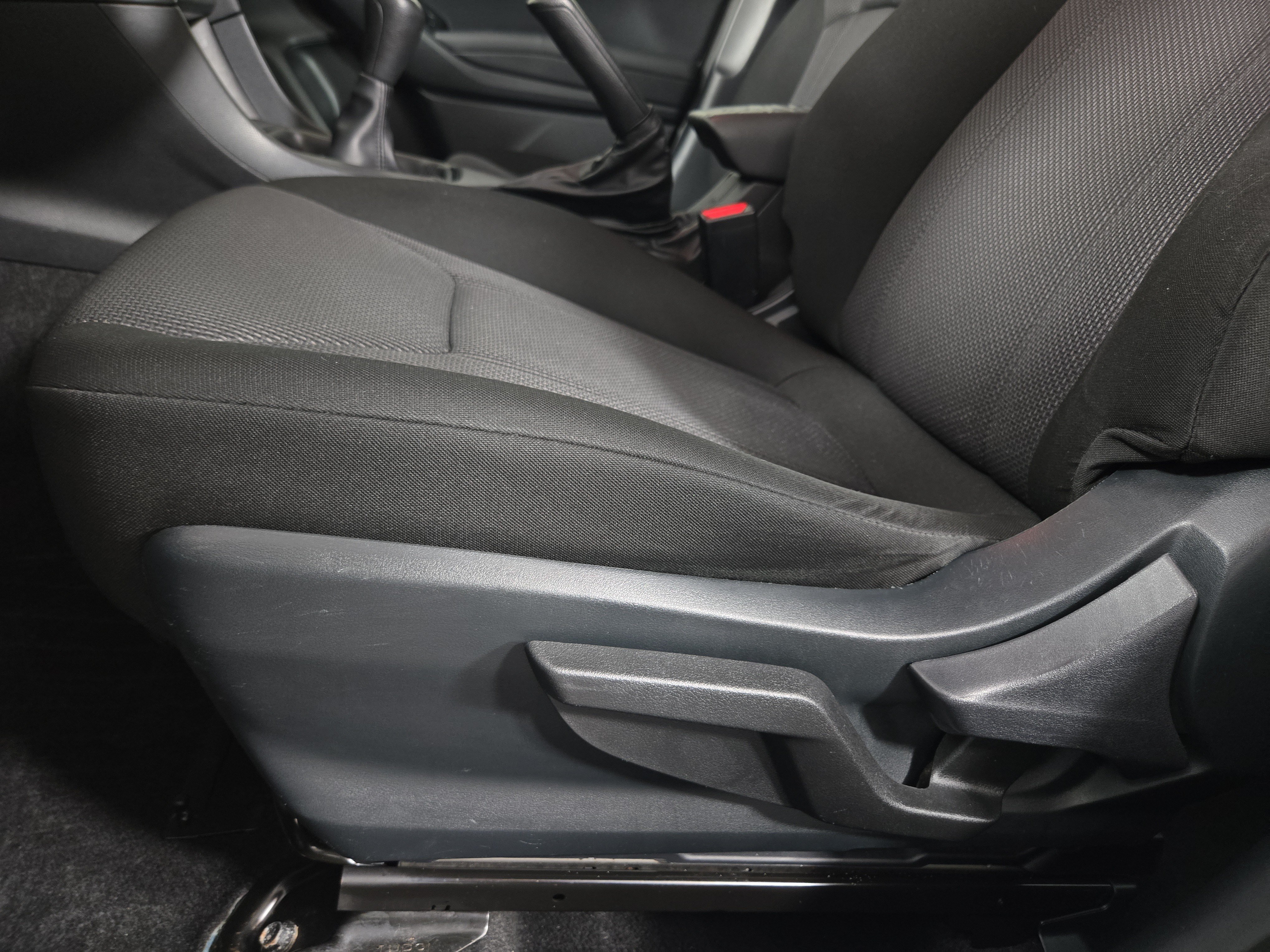 Used 2018 Subaru Impreza 2.0i AWD/4WD image 30