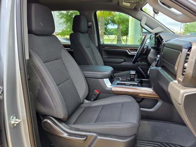 Used 2023 Chevrolet Silverado 1500 LT Trail Boss w/ Protection Package image 19