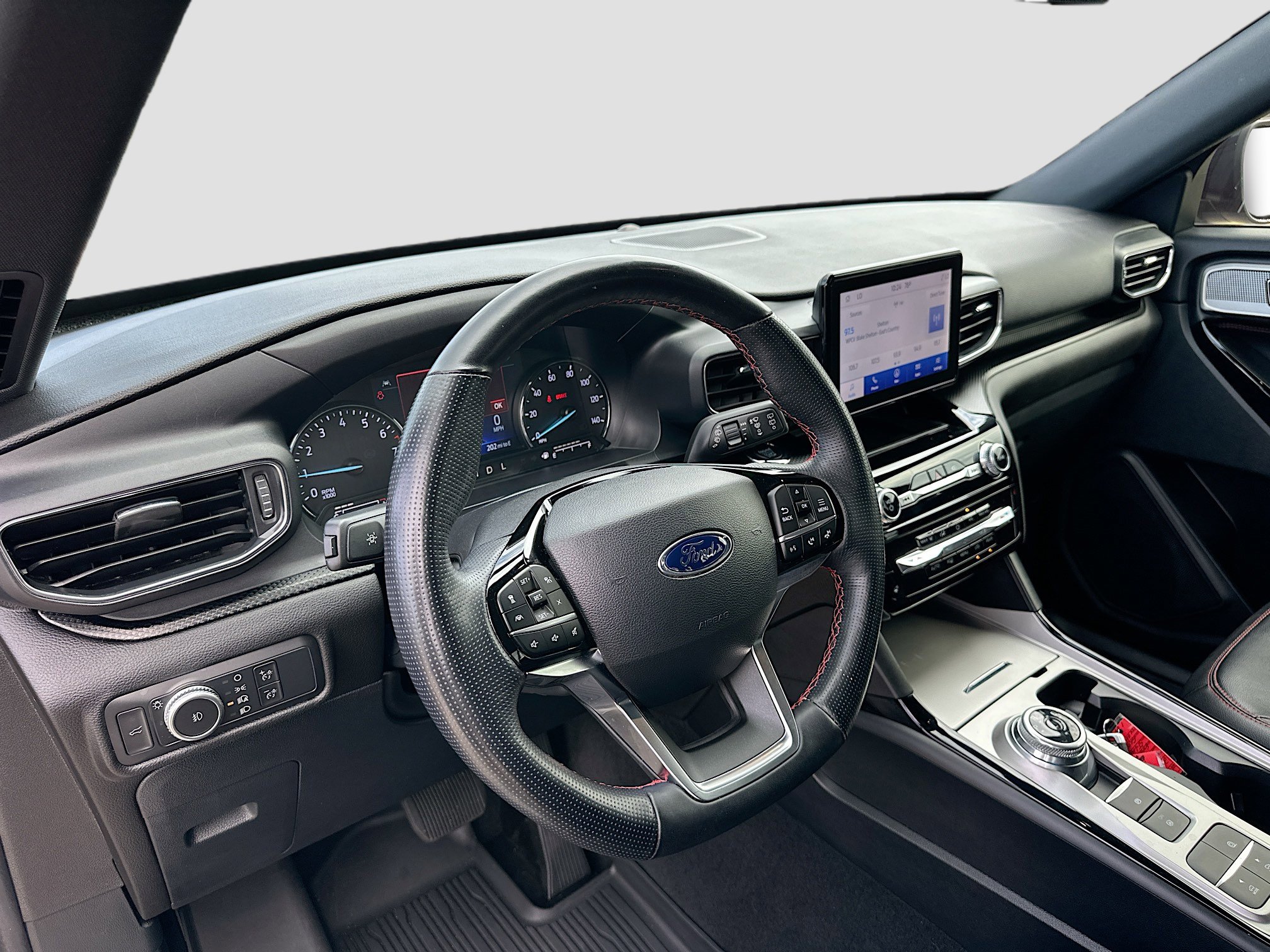 Certified 2022 Ford Explorer ST-Line w/ Class IV Trailer Tow Package image 9