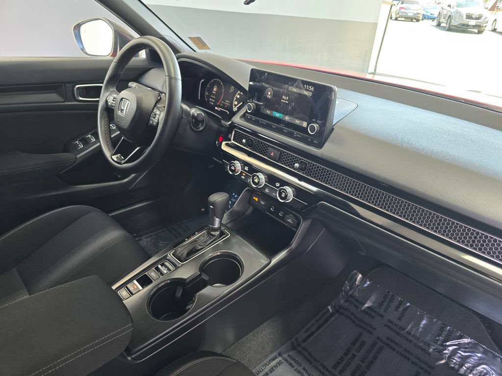 Used 2025 Honda Civic Sport image 27