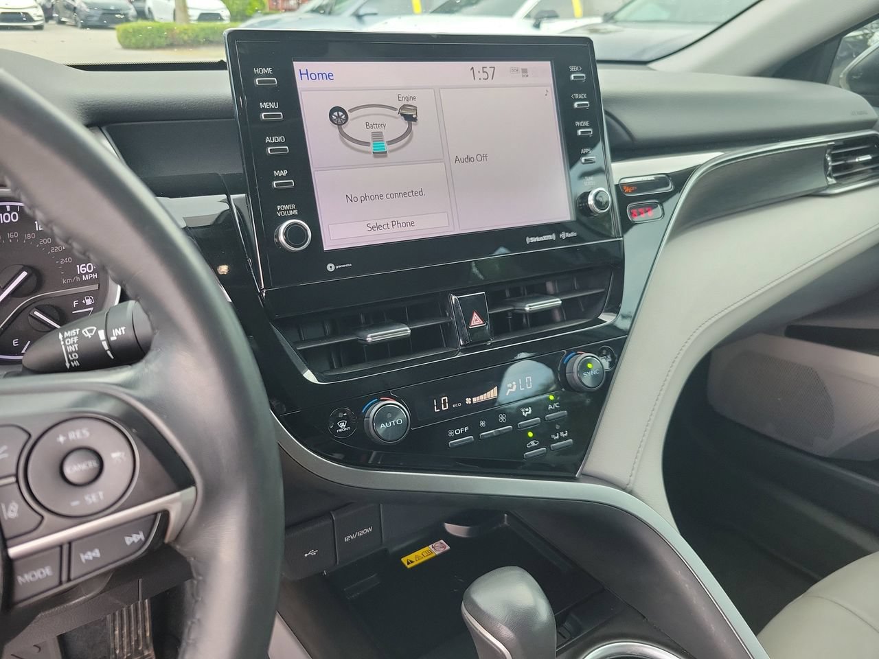 Used 2023 Toyota Camry XLE FWD image 23